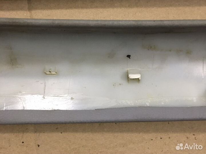 Обшивка стойки передняя Mercedes W203 (3224)