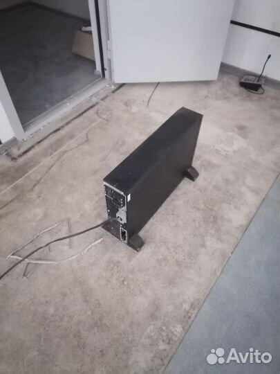 Ибп бесперебойник apc 5000