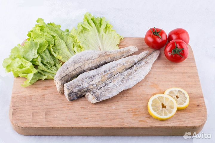 Рыба Минтай с/м потрошеный без головы тушки