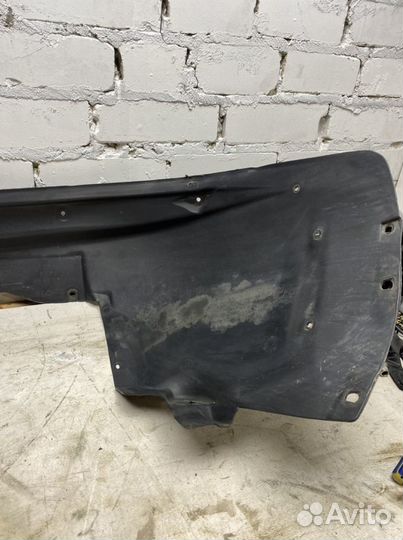 Подкрылок передний правый audi a6 c5 allroad