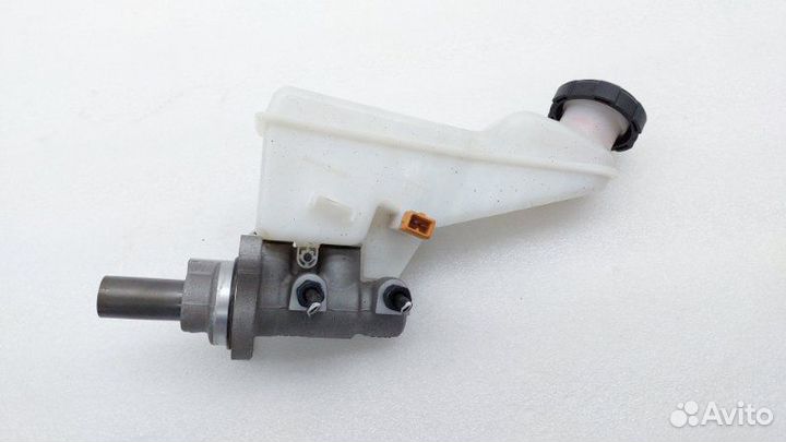 Б/У Главный тормозной цилиндр Состояние отличное