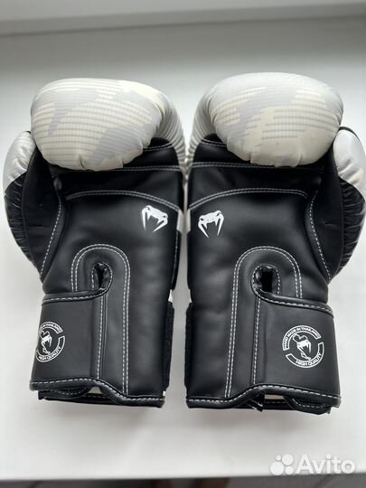 Боксерские перчатки 12 oz