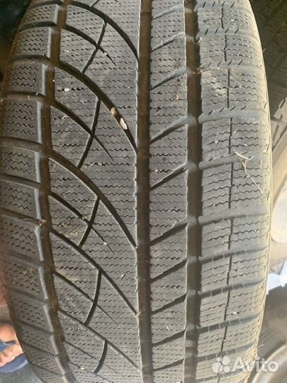 Aderenza ADZA7 235/45 R17