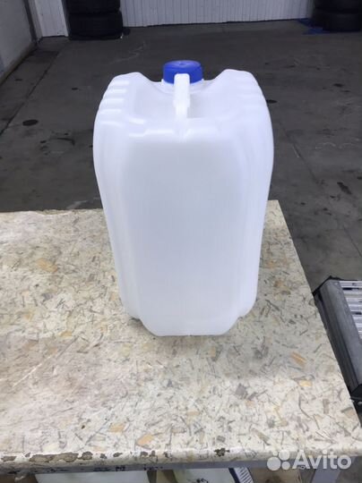 Канистра пластиковая 20 литров