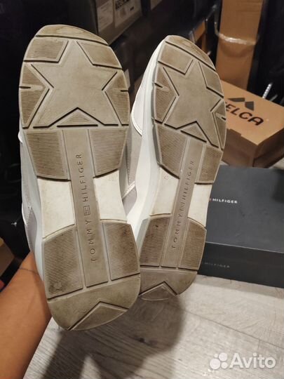 Кроссовки tommy hilfiger 40