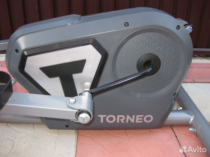 Эллиптический тренажер Torneo Vento C-218