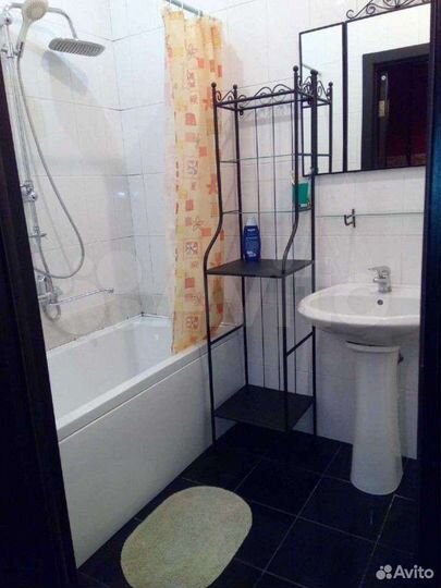 Комната 16 м² в 8-к., 2/3 эт.