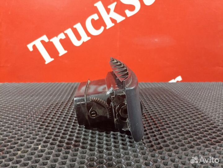 Дефлектор воздушный