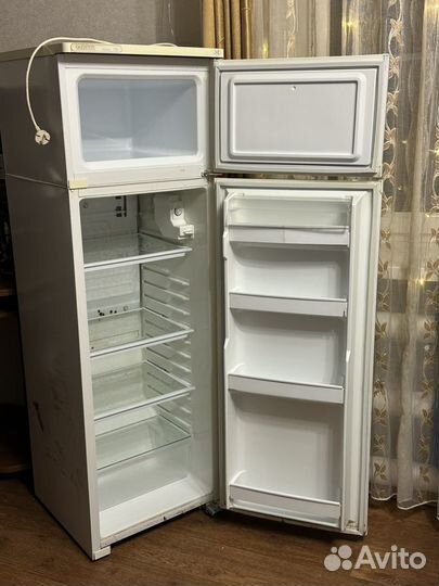 Продам холодильник бу (Саратов 258)