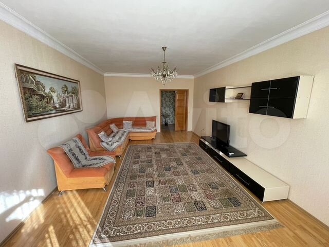 2-к. квартира, 120 м², 11/11 эт.