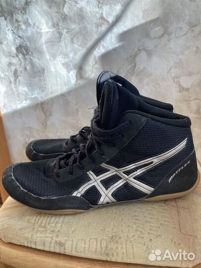 Борцовки asics