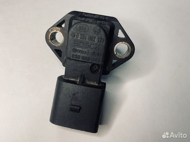 Датчик давления воздуха VAG 038906051