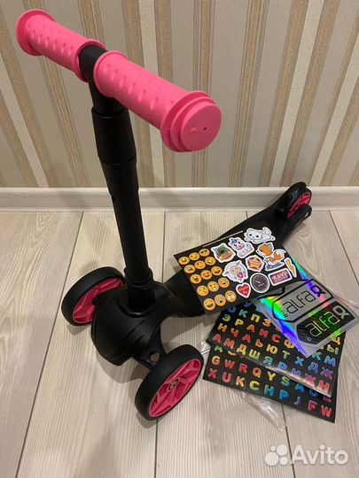 Самокат детский новый