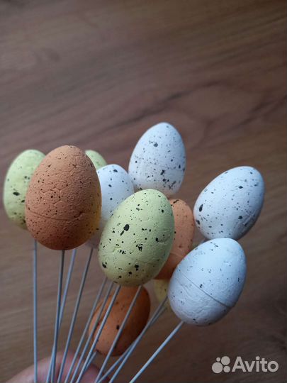Декор перепелиные яйца