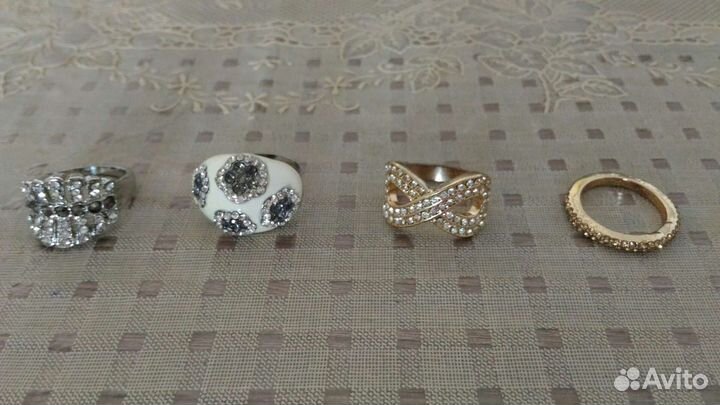 Браслеты, кольца