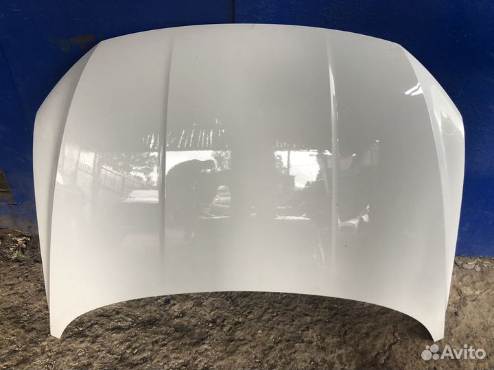 Капот Volkswagen Polo 6