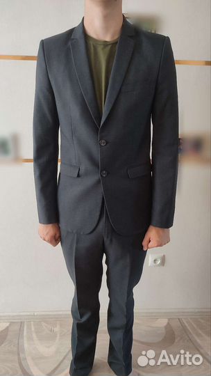 Продам школьный костюм для мальчика