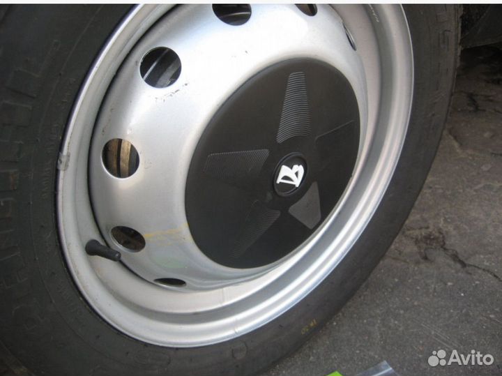 Колпаки на колеса нива р15
