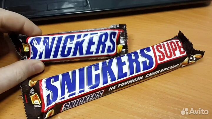 Сникерс шоколад