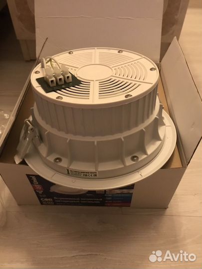 Светильник встраиваемый uniel