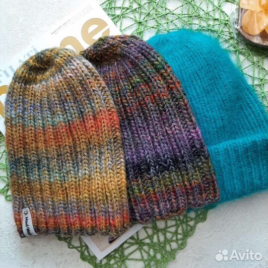 Шапочки женские ручной работы