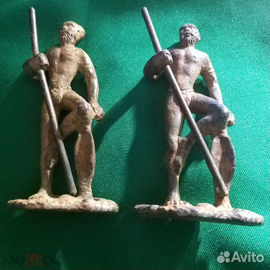 Редкие, Статуэтки две, бронза дикари из СССР
