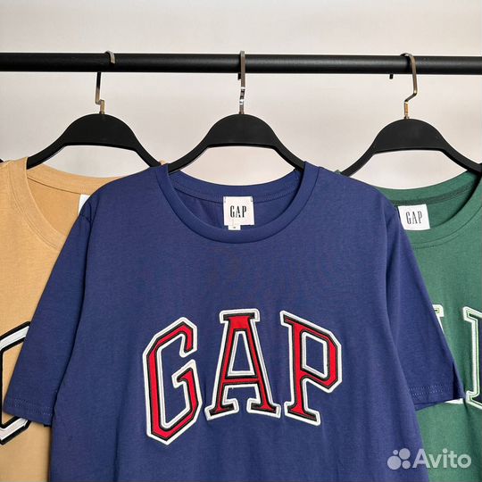 Футболки GAP