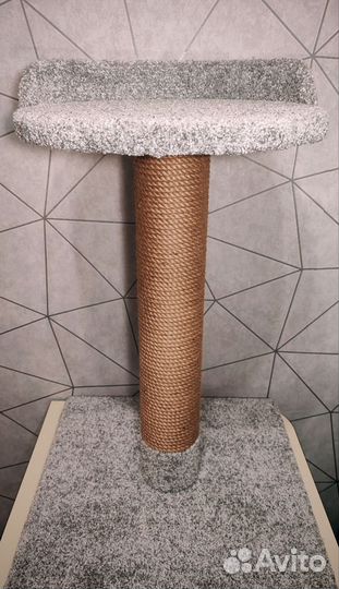 Большая когтеточка с лежанкой