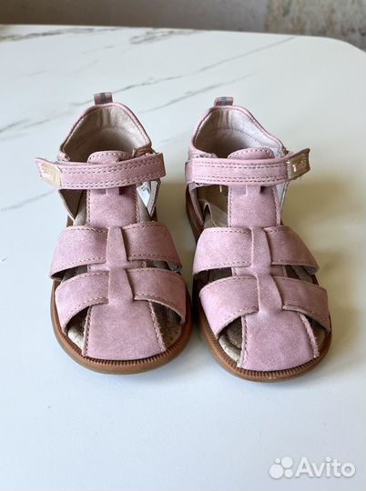 Сандали для девочки в детский сад, на праздник 24