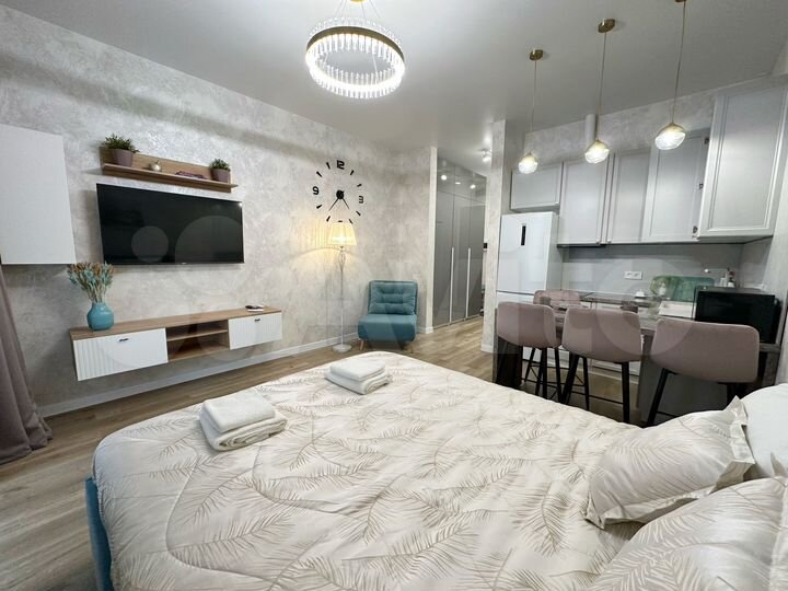 Квартира-студия, 33,7 м², 19/24 эт.