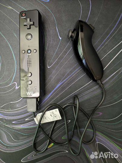 Wii Remote + Nunchuk + Sensor Bar