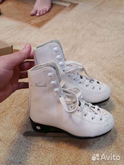 Коньки для девочки 29размер