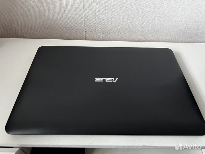 Ноутбук asus