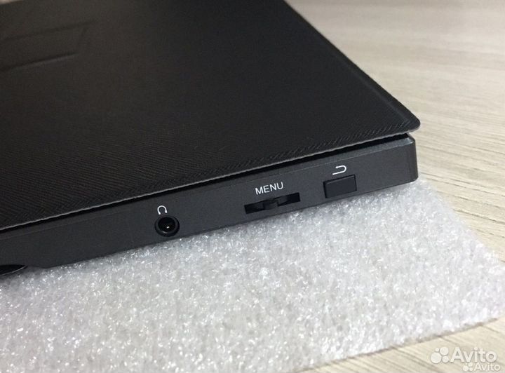 Портативный монитор 14