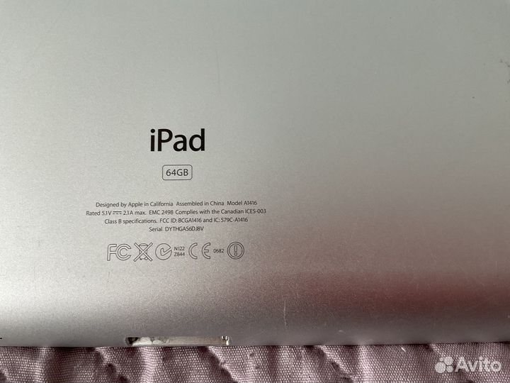Планшет Apple iPad 3 64Gb Wi-Fi