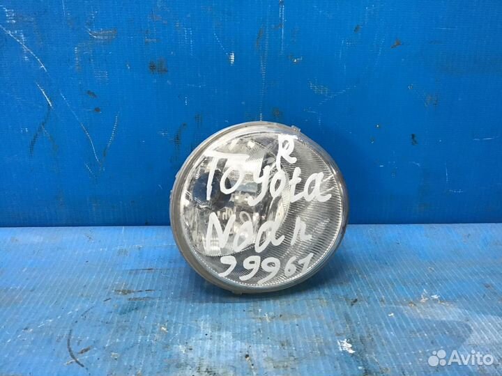 Фара противотуманная левая Toyota Land Cruiser (15