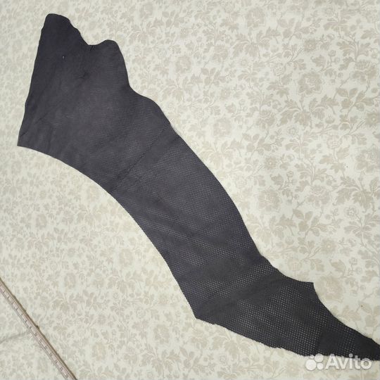 Лоскут тонкой перфорированной замши 24 дм²