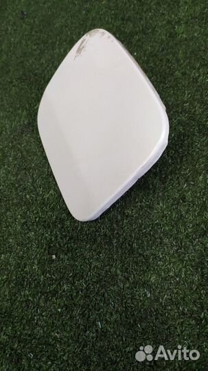 Лючок бензобака Mitsubishi Lancer Cedia CS5W 4G93T