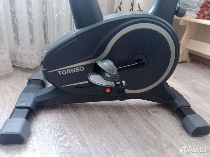 Велотренажер torneo vita B352G