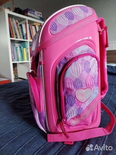 Рюкзак для первоклассника ортопедический новый