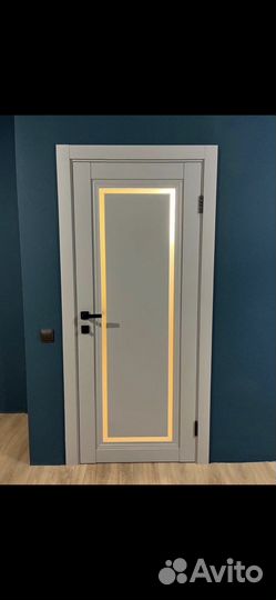 Парящая дверь