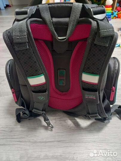 Портфель школьный ортопедический