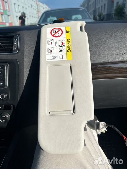 Солнцезащитный козырек vw jetta 6