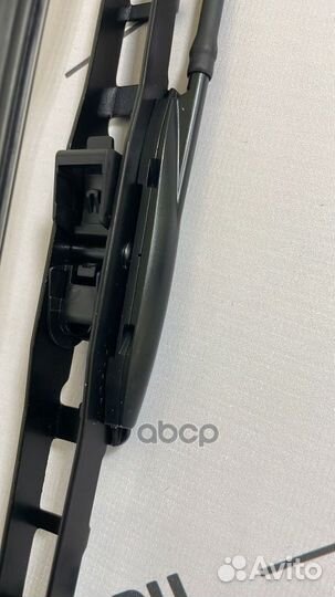 Щетка стеклоочистителя 700мм HCV 3397011238 Bosch