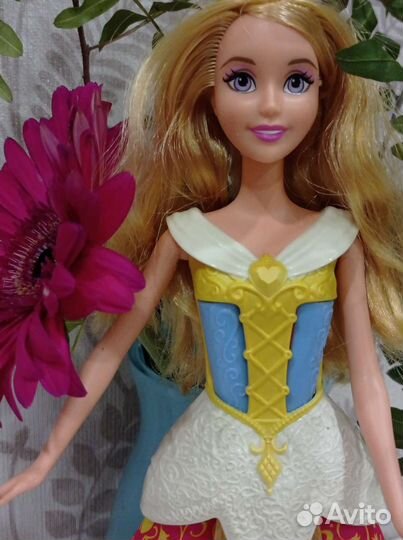 Disney Princess. Кукла Спящая красавица