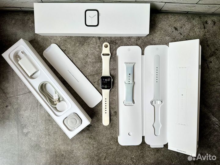 Часы apple watch series 4 silver aluminum 40 mm