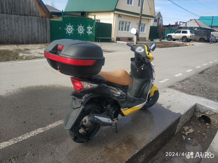 Скутер Sym jet 4 (125)