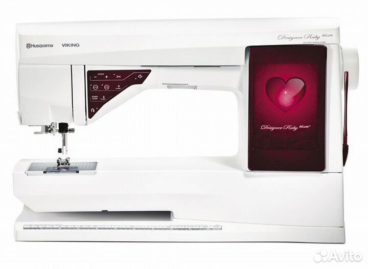 Швейно-вышивальная модель Designer Ruby Royalе