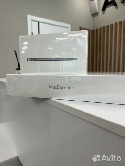 MacBook Air M1 8/256gb Новый