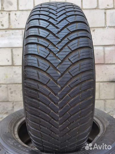 Kleber Quadraxer 2 185/60 R15 84T